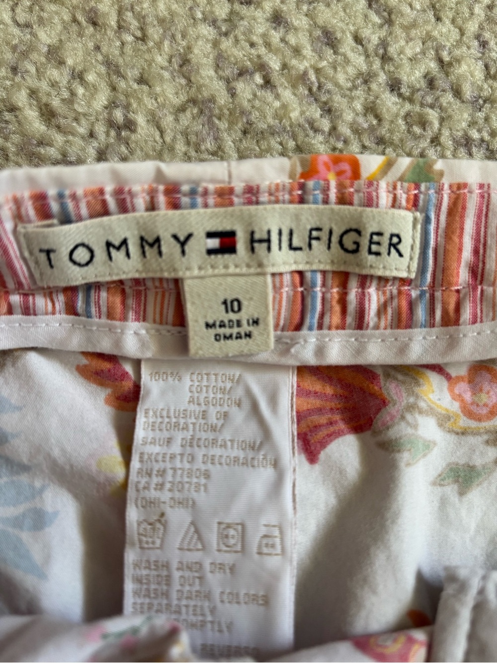 Tommy Hilfiger Floral Cotton Shorts in White and Pink Multi